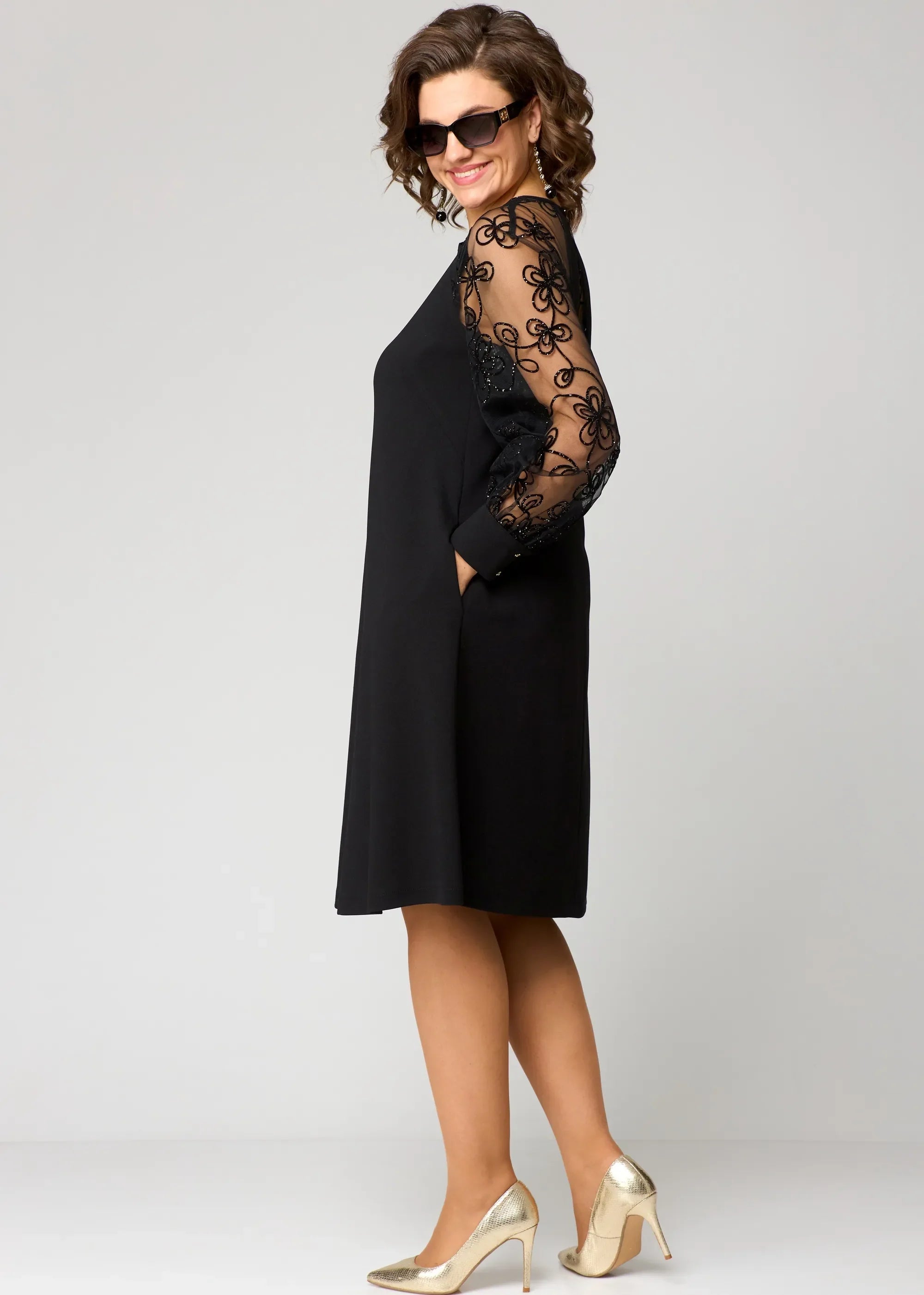 Edyth - Elegant Lace Dress